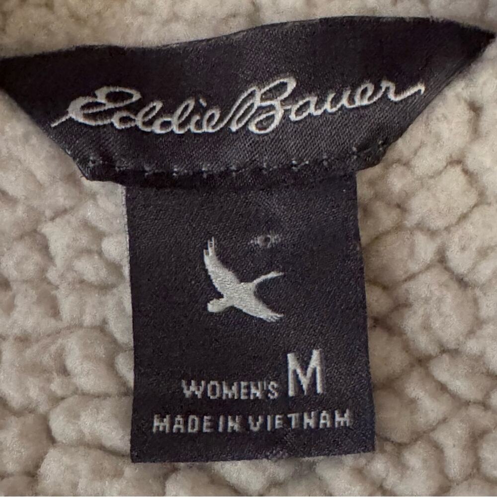 Eddie Bauer Women's Red Buffalo Plaid Sherpa Lined Cardigan - Size M
b91 - Picture 2 of 4